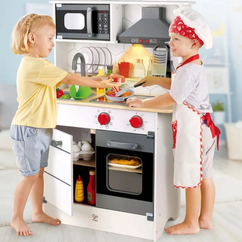 Hape Σετ Ξύλινη Κουζίνα Με Σκεύη 3 τμχ Super Serve Για 3-10 Ετών