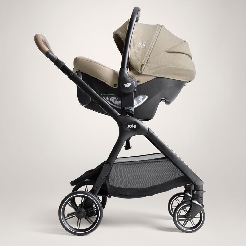 Βρεφικό Trio Set JOIE Valora Sandstone με Πορτ μπεμπέ Joie Ramble XL και κάθισμα i-Starter