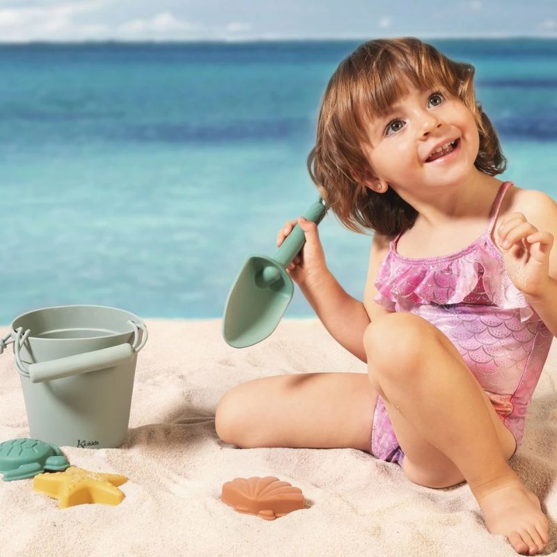 Kiokids Σιλικονούχο Σετ Με Κουβαδάκι Για Παραλία 5 τμχ Για 18+ Μηνών Green