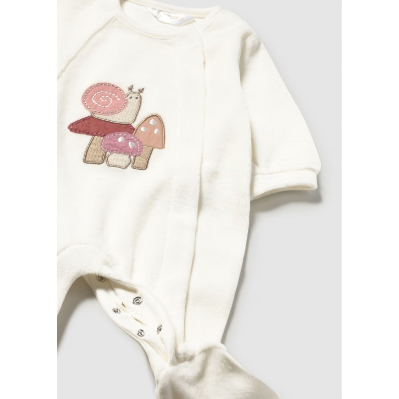 Mayoral Βρεφικό Βελουτέ Μακρυμάνικο Ολόσωμο Φορμάκι Με Κλειστό Πέλμα Βανίλια 15-02704-067
