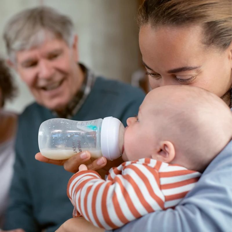 Philips Avent Natural Response Πλαστικό Μπιμπερό Με Airfree Αεραγωγό Σιλικονούχα Θηλή Για 3-6 Μηνών 260ml