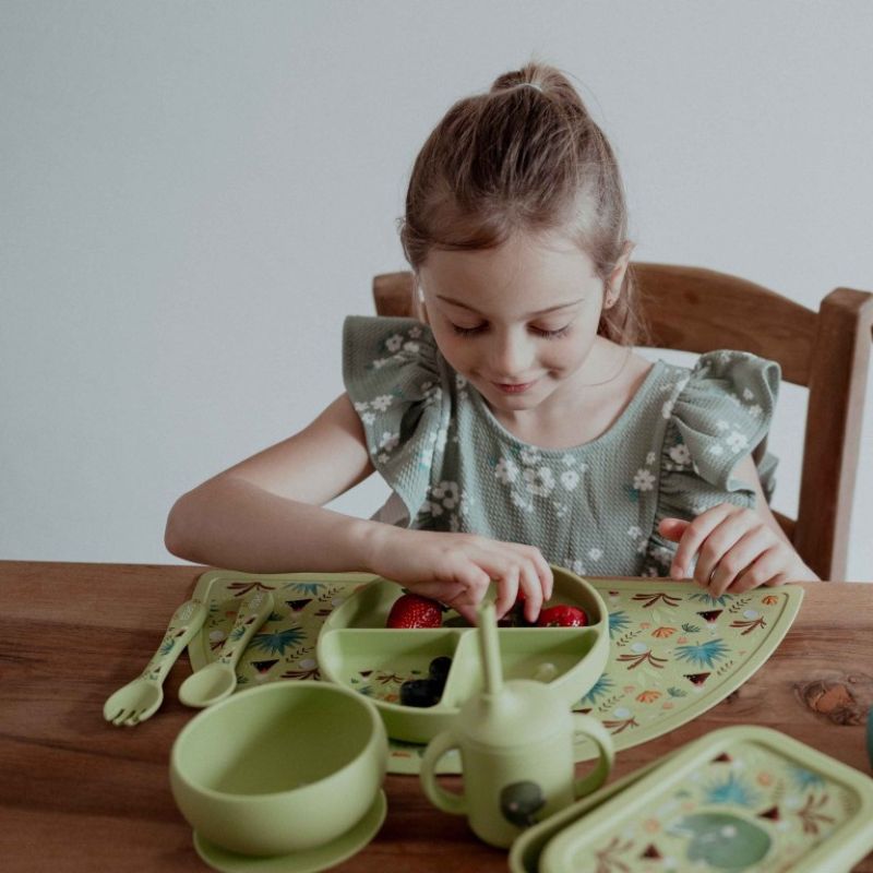 Sassi Σετ Σιλικονούχο Κουτάλι & Πιρούνι 2 τμχ Για 6+ Μηνών Cracky the Dinosaur