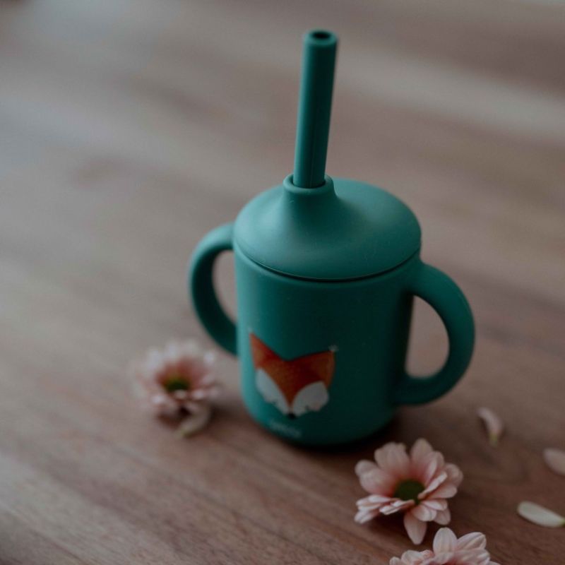 Sassi Σιλικονούχο Εκπαιδευτικό Σιλικονούχο Ποτήρι Με Καλαμάκι Και Χερούλια Για 6+ Μηνών 120ml Crunchy the Fox