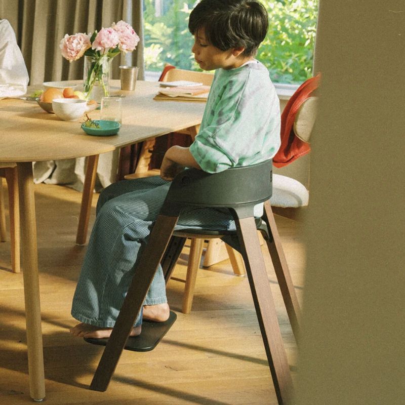 Stokke Steps Κάθισμα Φαγητού Black / Warm Brown