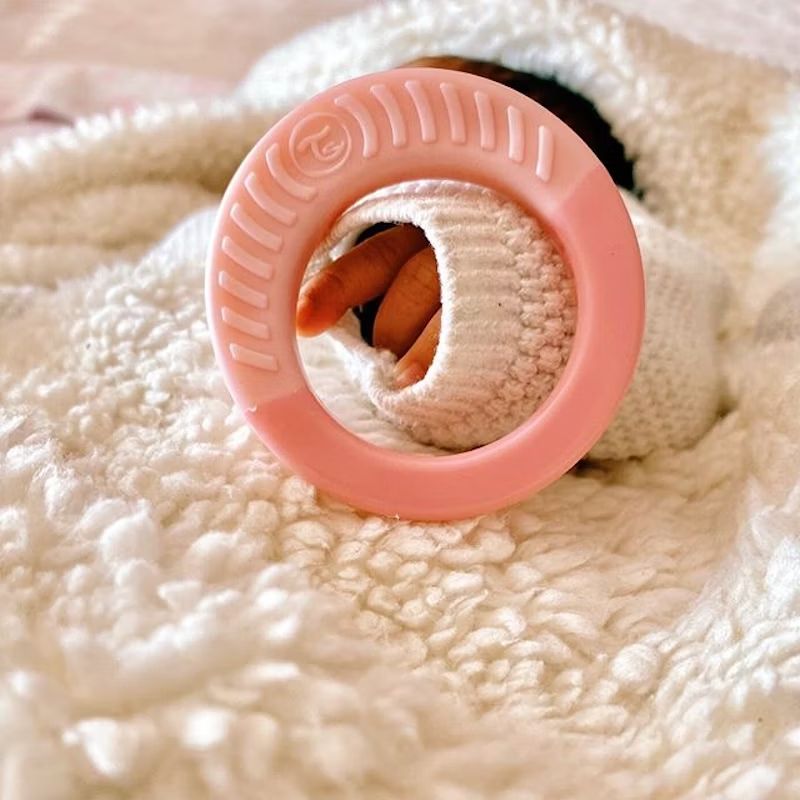 TwistShake Ring Μασητικό Για 1+ Μηνών Pink