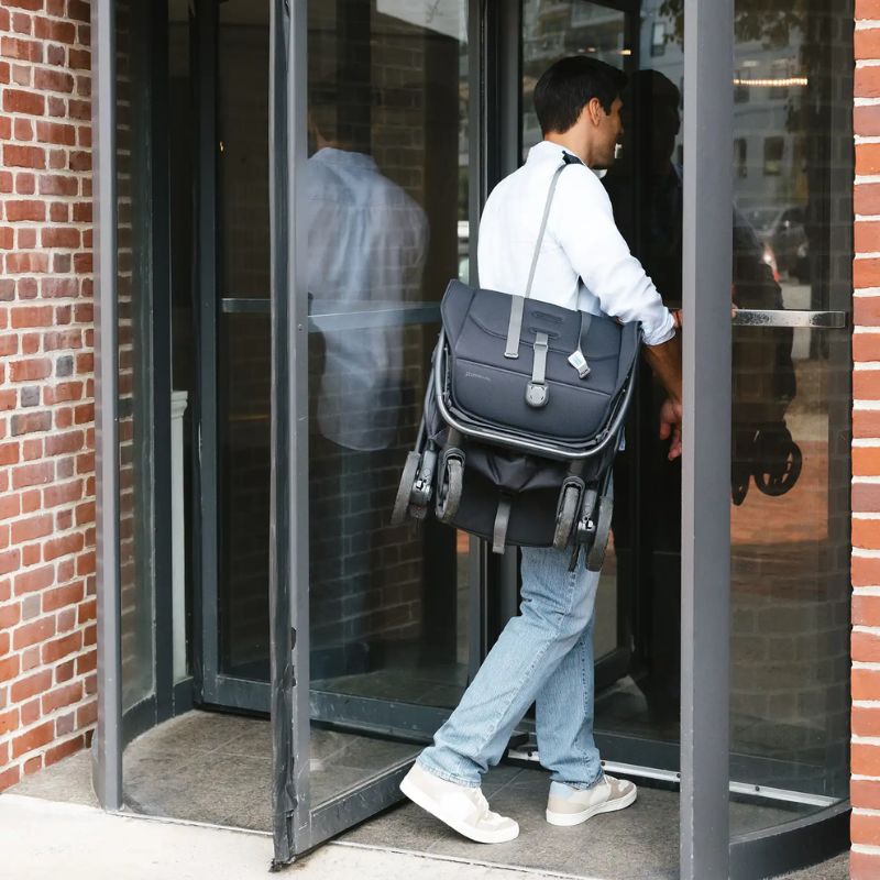 Uppababy Minu V3 Ελαφρύ Βρεφικό Καρότσι Jake - Charcoal | Carbon Frame | Black Leather