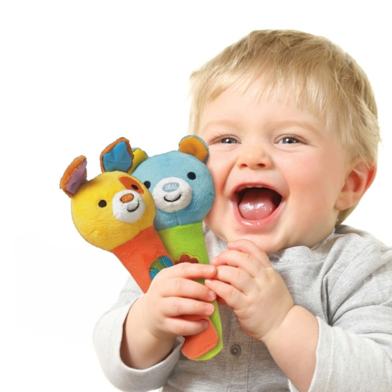 Winfun Squeak 'N Shake Μαλακή Κουδουνίστρα Με Ήχο 1 τμχ (4 Διαφορετικά Σχέδια)