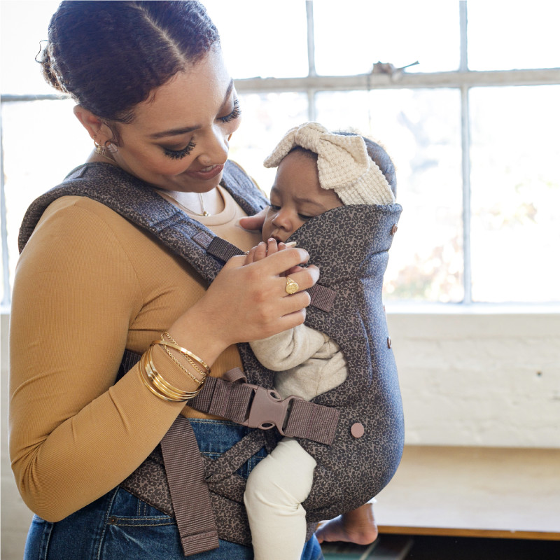 Infantino Flip 4-in-1 Convertible Carrier Leopard Μάρσιπος 4 Θέσεων