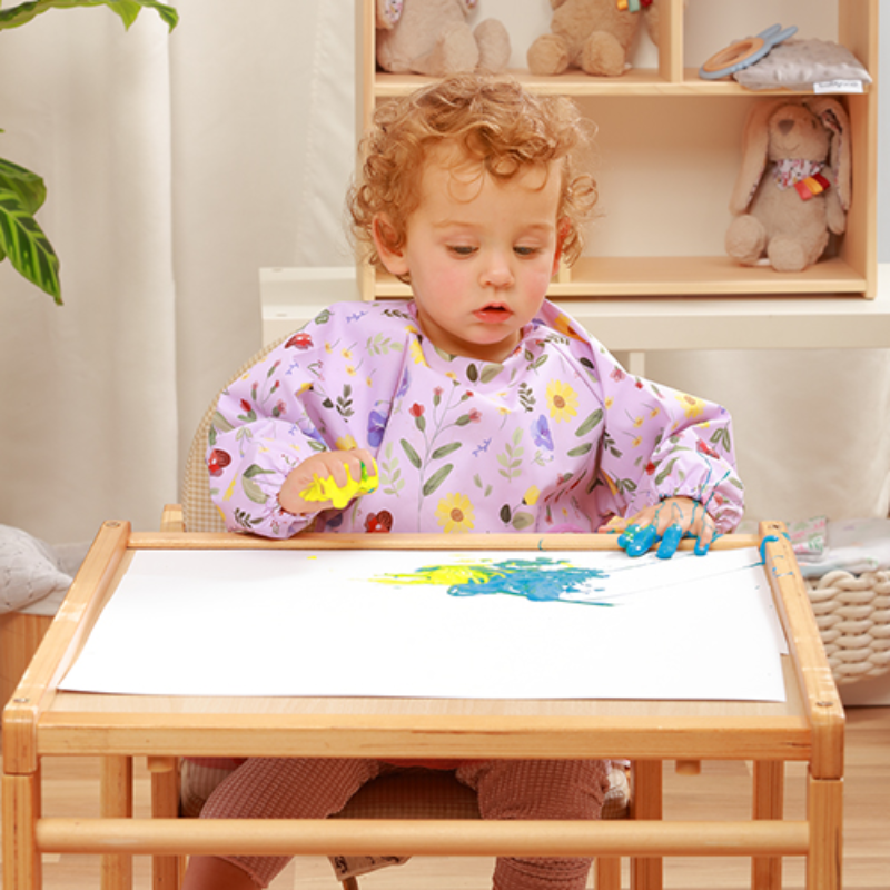 BabyOno: Αδιάβροχη σαλιάρα με μακρύ μανίκι 6m+ Garden