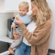 BabyOno: Σαλιάρα σιλικόνης 6m+ με θήκη περισυλλογής τροφής Μπλε
