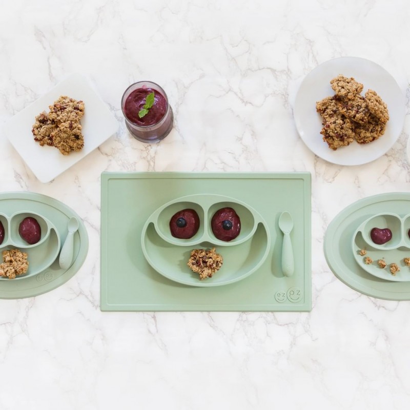 Ezpz: Εκπαιδευτικό πιάτο 24+ μηνών Happy Mat - Sage