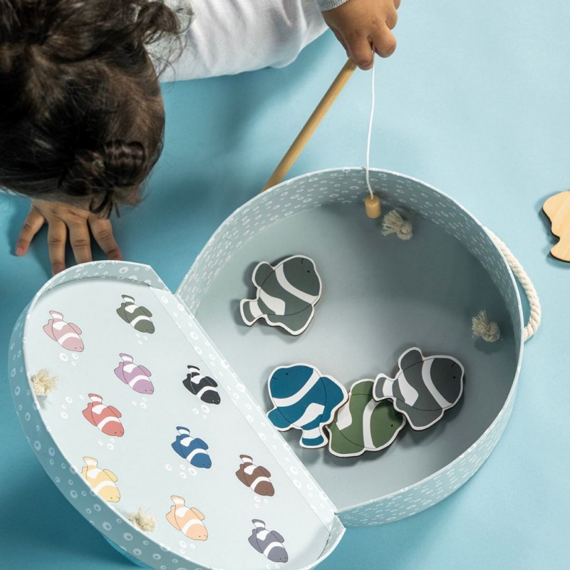 Jabadabado: Βαλιτσάκι με ξύλινα σύνεργα ψαρέματος με μαγνήτη