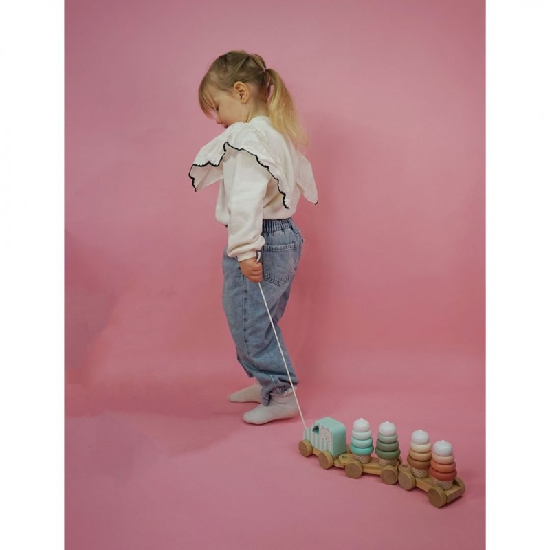 Jabadabado: Ξύλινο τρενάκι με παγωτά