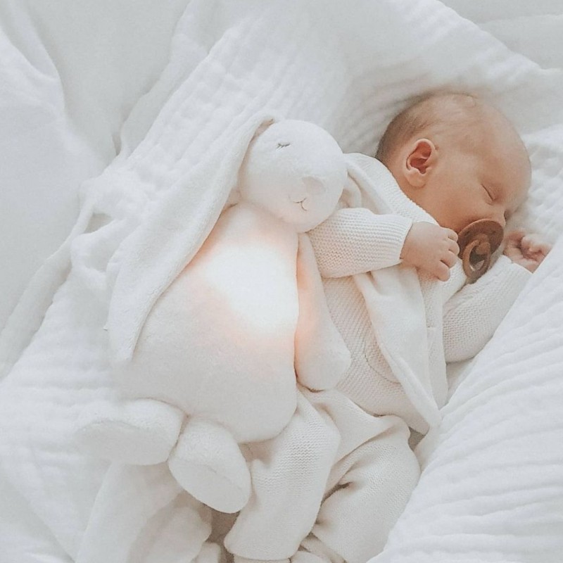 MOONIE: Επαναφορτιζόμενο βοήθημα ύπνου με αισθητήρα κλάματος και φωτισμό - Cream Bunny