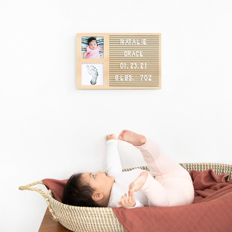 Pearhead: Ξύλινο Message board με κορνίζες για το αποτύπωμα του μωρού