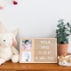 Pearhead: Ξύλινο Message board με κορνίζες για το αποτύπωμα του μωρού