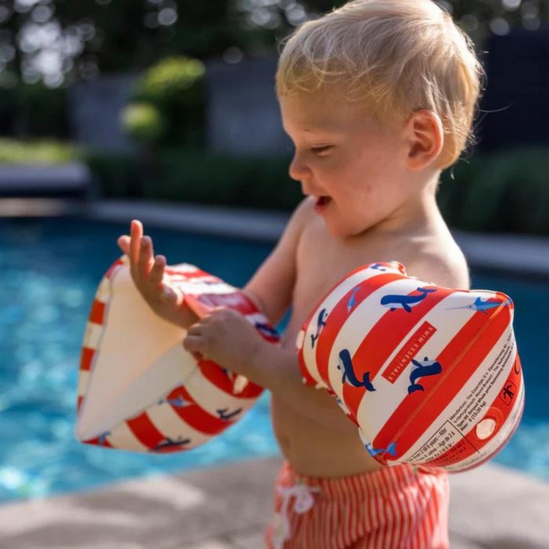 Swim Essentials: Μπρατσάκια για παιδιά από 2-6 ετών - "Red-White Whale"