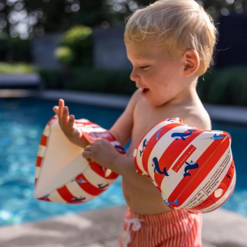Swim Essentials: Μπρατσάκια για παιδιά από 0-2 ετών - "Red-White Whale"