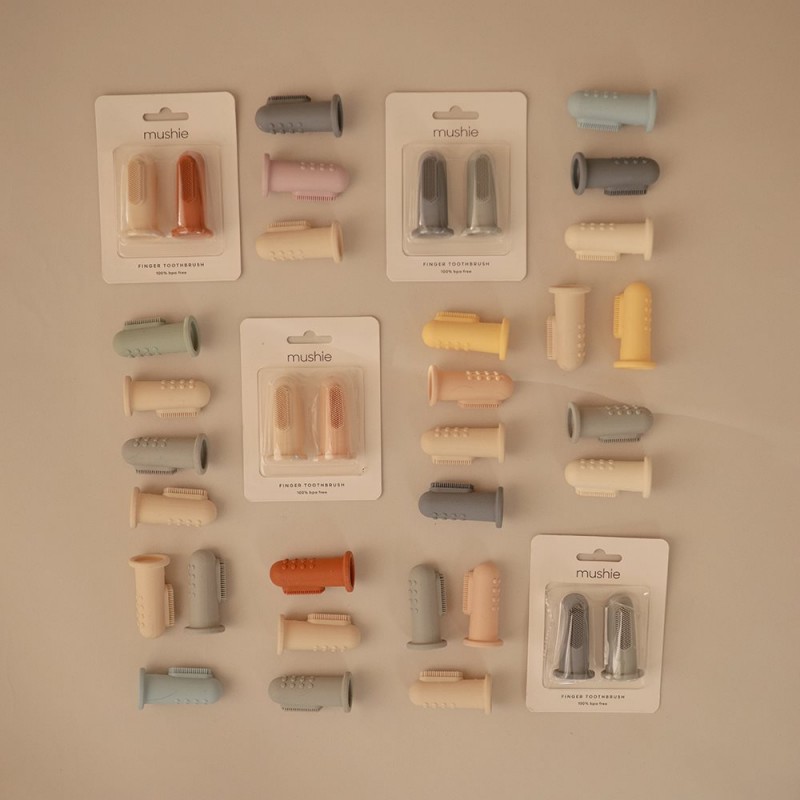 2 Βρεφικές Οδοντόβουρτσες Δακτύλου Σιλικόνης Clay/Shifting Sand - Mushie