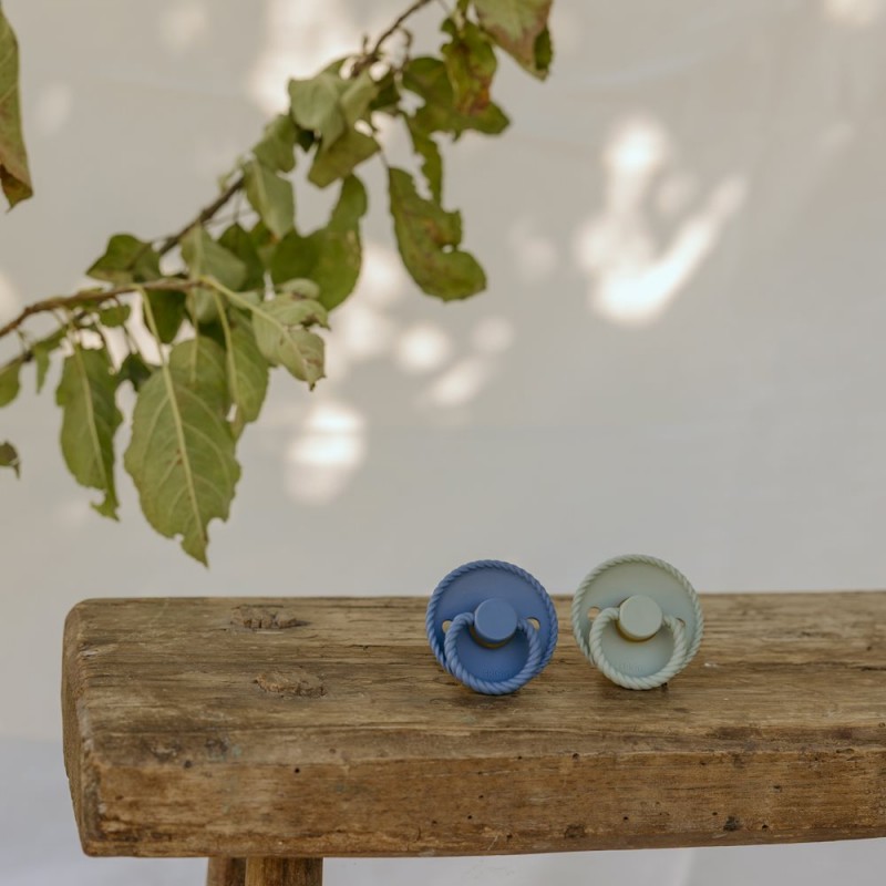 Σετ 2 Πιπίλες Latex FRIGG Rope Ocean View/Sage 0-6 Μηνών