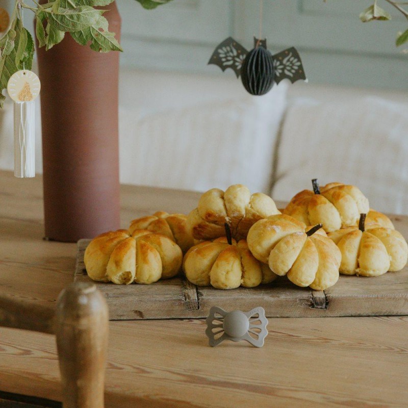 FRIGG Lucky Σετ Σιλικονούχες Πιπίλες 2 τμχ Για 6-18 Μηνών Portobello / Cream