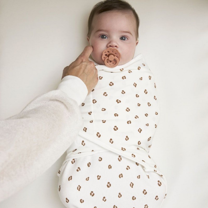Meyco – Swaddle Mini Panther Ροζ απαλό 0-3 μηνών