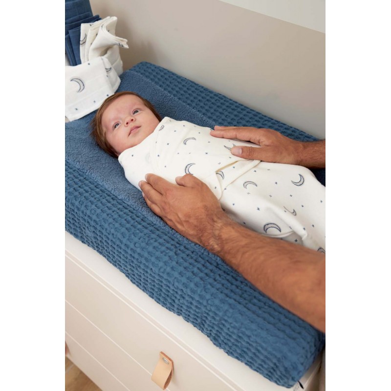 Meyco swaddle Moon 0-3 μηνών Meyco swaddle Moon 0-3 μηνών